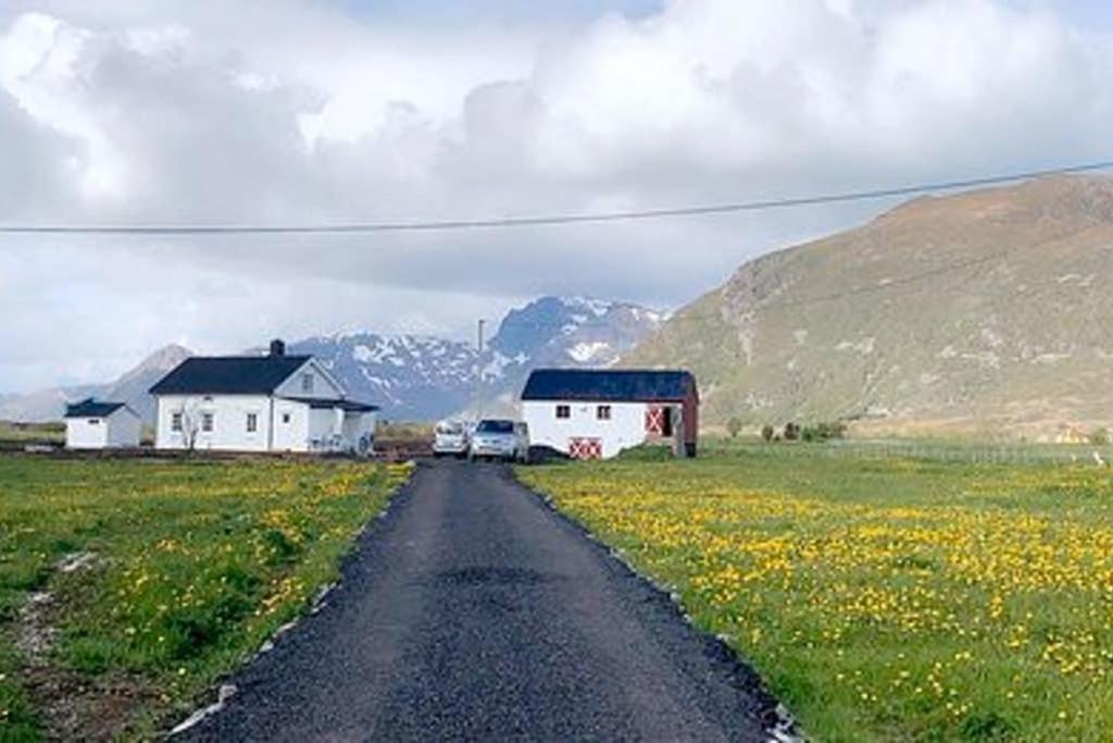 Unique Barnhouse In Amazing Gimsoy In Lofoten Saupstad  Zewnętrze zdjęcie