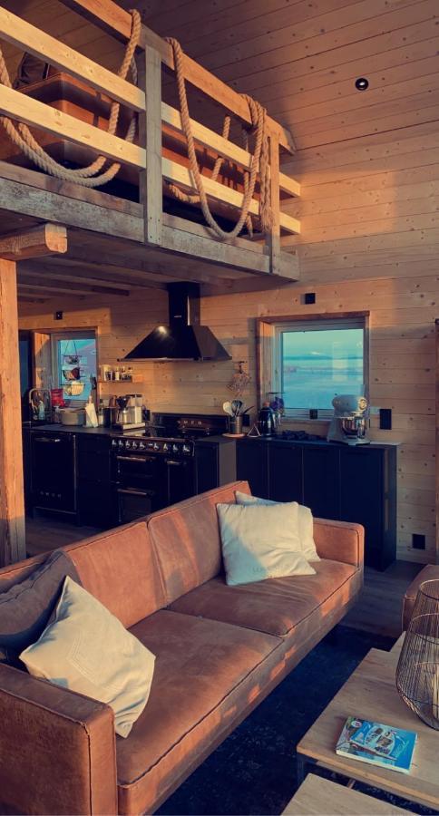 Unique Barnhouse In Amazing Gimsoy In Lofoten Saupstad  Zewnętrze zdjęcie