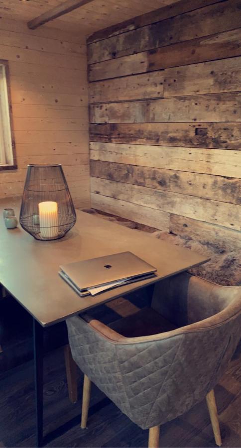 Unique Barnhouse In Amazing Gimsoy In Lofoten Saupstad  Zewnętrze zdjęcie