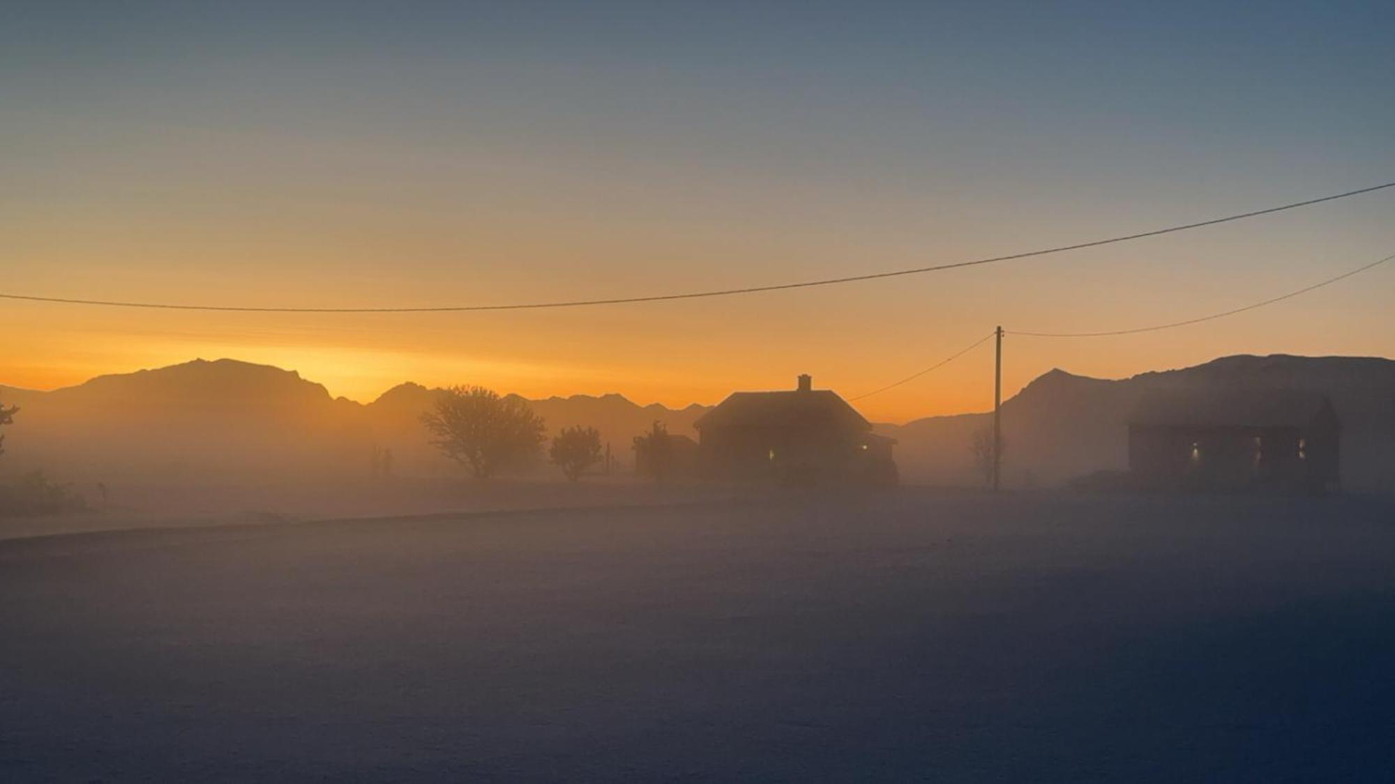 Unique Barnhouse In Amazing Gimsoy In Lofoten Saupstad  Zewnętrze zdjęcie